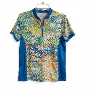 Lillie Green Active ware Zip multicolor short sleeve shirt
